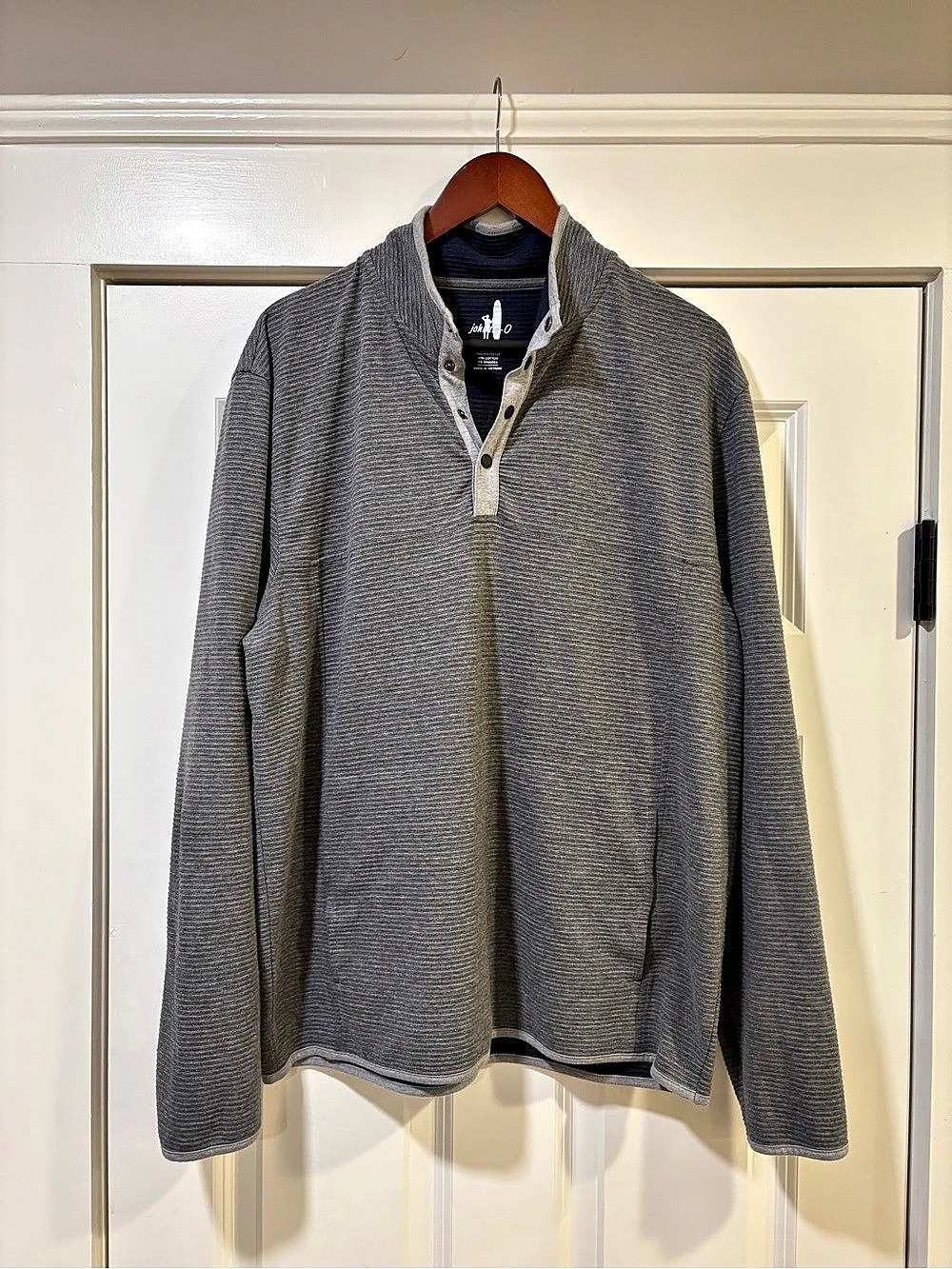Johnnie-O Men's Striped Pullover in Gray Size Large